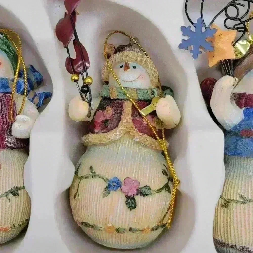 Vintage Christmas Collectors Four Snowman Figurines W/Box Farmhouse Multicolor - Picture 3 of 14